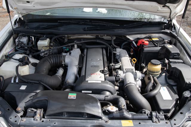 2001 Toyota Crown JDM car for sale — photo 11 of 15