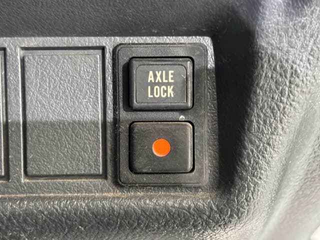 1995 Suzuki Carry JDM car for sale — photo 11 of 25