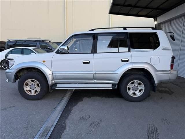 1998 Toyota Land Cruiser Prado JDM car for sale — photo 16 of 19