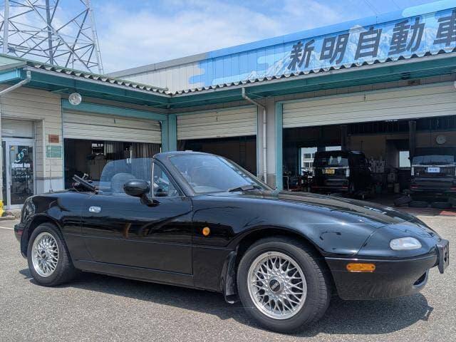 1994 Mazda Roadster (Eunos Roadster / MX-5) JDM car for sale — photo 18 of 20