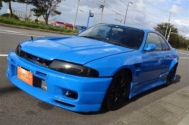1996 Nissan Skyline JDM car for sale — photo 6 of 14