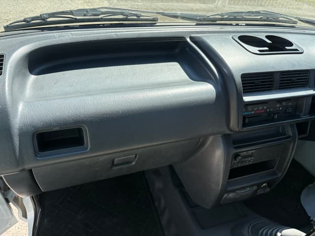 2000 Daihatsu Hijet JDM car for sale — photo 20 of 25