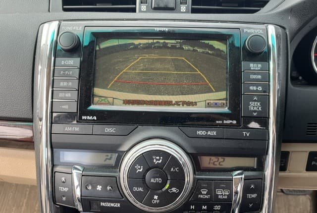 2011 Toyota Mark X JDM car for sale — photo 15 of 25