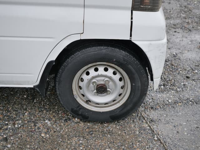 2002 Mitsubishi Minicab JDM car for sale — photo 24 of 25