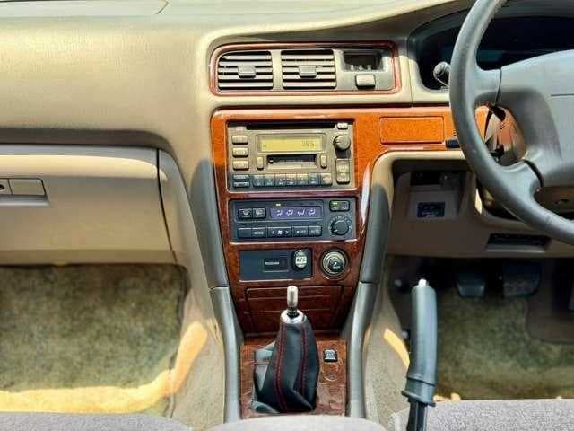 2001 Toyota Cresta JDM car for sale — photo 11 of 20