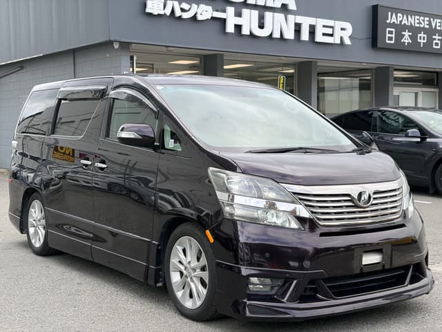 2010 Toyota Vellfire JDM car for sale — photo 3 of 23