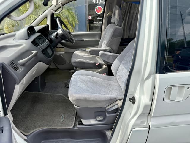 1995 Mitsubishi Delica JDM car for sale — photo 16 of 21
