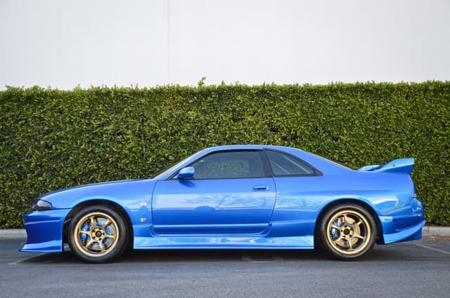 1995 Nissan Skyline JDM car for sale — photo 4 of 25