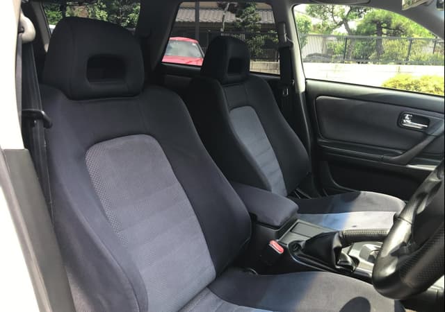 2001 Nissan Stagea JDM car for sale — photo 10 of 14