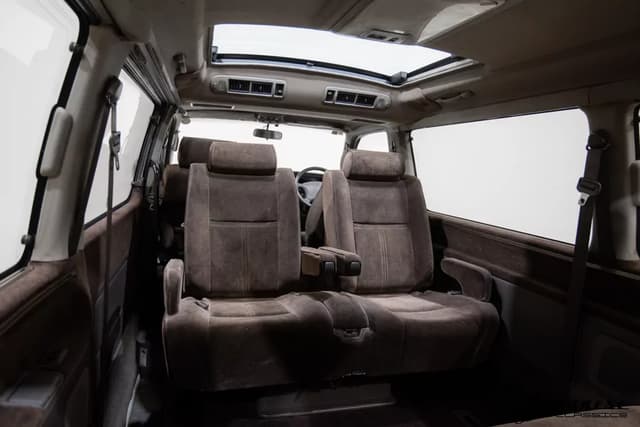 1995 Toyota HiAce JDM car for sale — photo 19 of 25