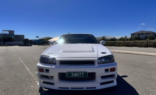 1998 Nissan Skyline JDM car for sale — photo 5 of 10