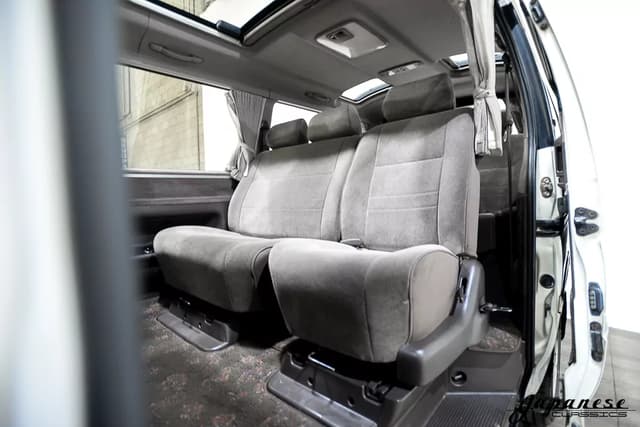 1995 Toyota HiAce JDM car for sale — photo 19 of 25
