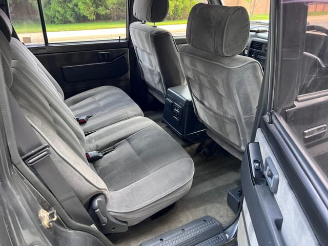 1991 Nissan Safari JDM car for sale — photo 16 of 23