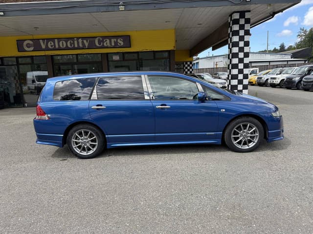 2006 Honda Odyssey JDM car for sale — photo 8 of 10