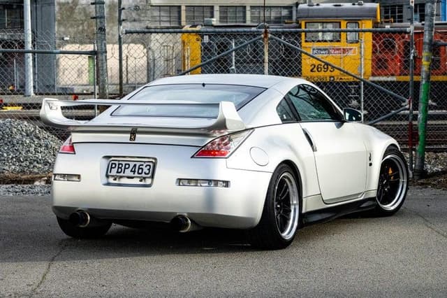 2006 Nissan Fairlady Z JDM car for sale — photo 10 of 19