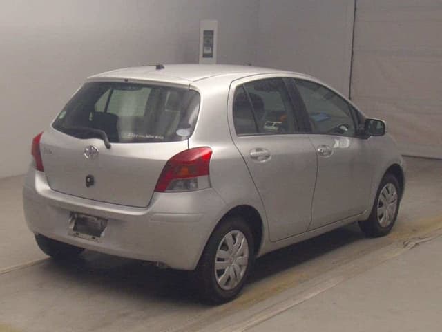 2010 Toyota Vitz JDM car for sale — photo 2 of 2