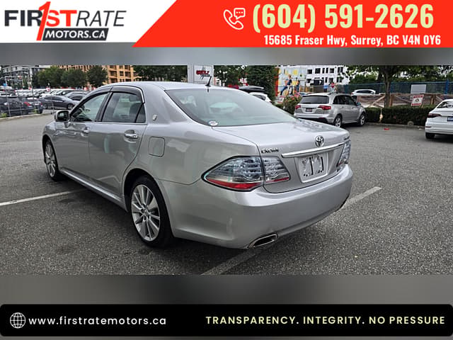 2009 Toyota Crown JDM car for sale — photo 7 of 21
