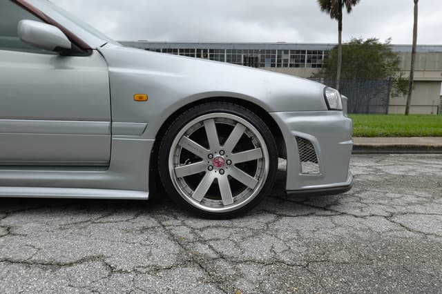 1997 Nissan Stagea JDM car for sale — photo 4 of 19
