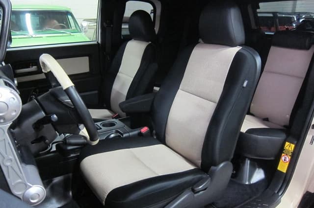 2010 Toyota Fj Cruiser JDM car for sale — photo 21 of 25
