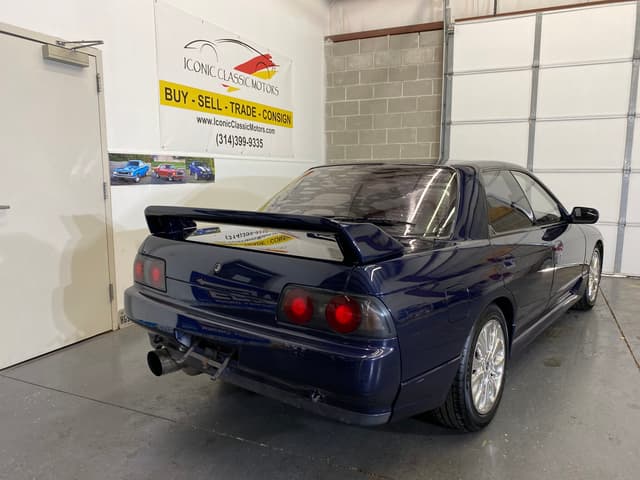 1990 Nissan Skyline JDM car for sale — photo 6 of 21