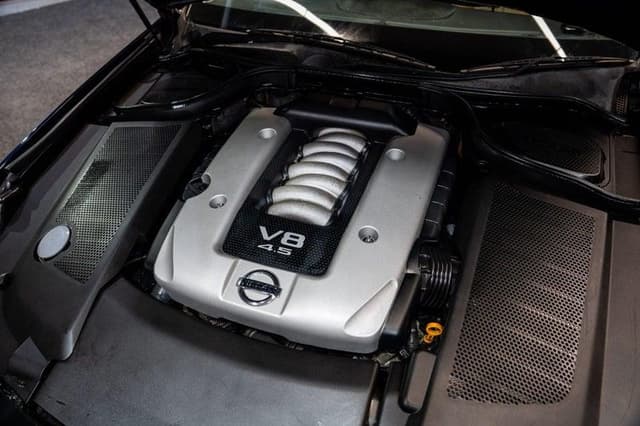 2005 Nissan Fuga JDM car for sale — photo 13 of 18
