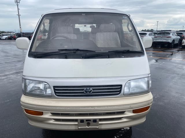 1994 Toyota HiAce JDM car for sale — photo 3 of 16