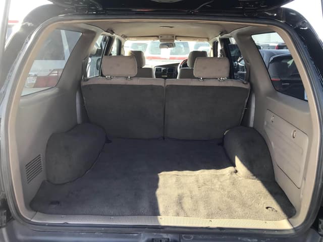 2000 Toyota Hilux Surf JDM car for sale — photo 11 of 12