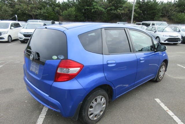 2011 Honda Fit JDM car for sale — photo 5 of 25