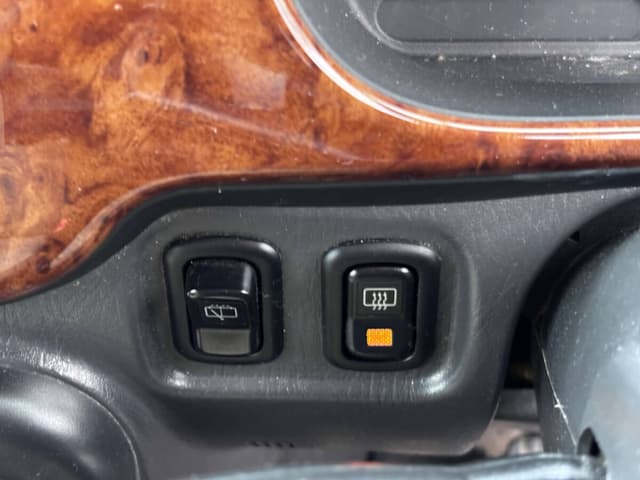 2000 Daihatsu Mira JDM car for sale — photo 20 of 25