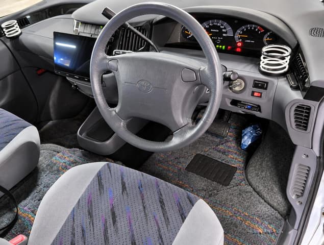1999 Toyota Estima JDM car for sale — photo 5 of 5