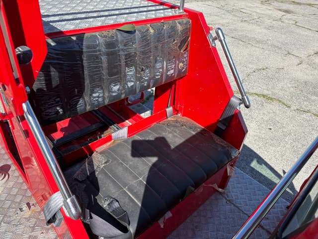 1999 Mitsubishi Minicab JDM car for sale — photo 2 of 25