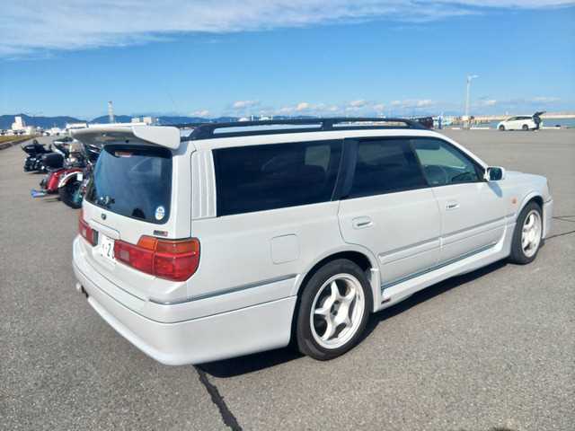 1998 Nissan Stagea JDM car for sale — photo 6 of 19