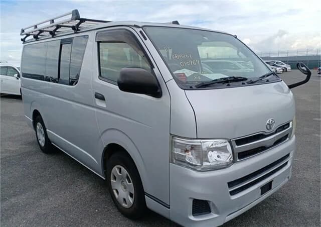 2012 Toyota HiAce JDM car for sale — photo 2 of 9