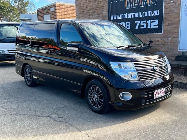 2008 Nissan Elgrand JDM car for sale — photo 4 of 16