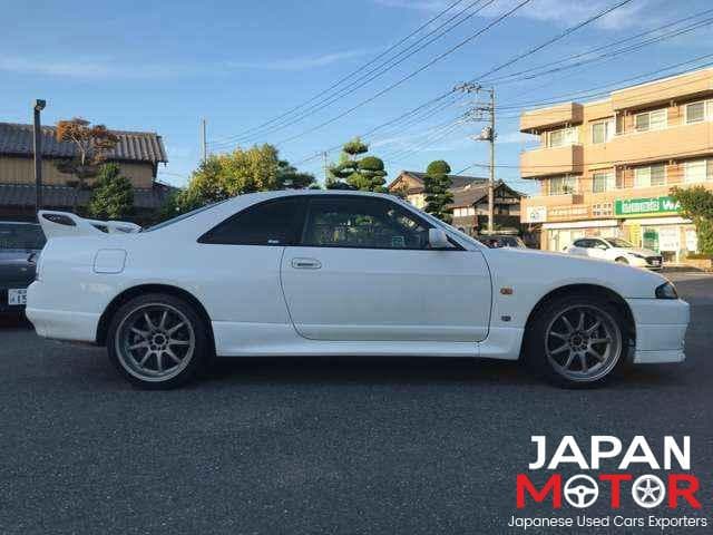 1997 Nissan Skyline JDM car for sale — photo 5 of 15