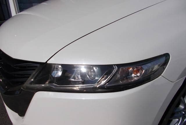 2011 Honda Odyssey JDM car for sale — photo 12 of 20