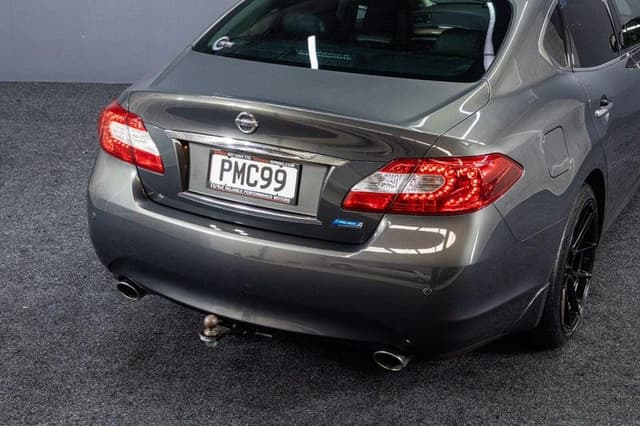 2012 Nissan Fuga JDM car for sale — photo 10 of 20