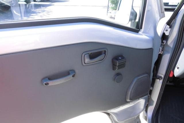2008 Subaru Sambar JDM car for sale — photo 12 of 15