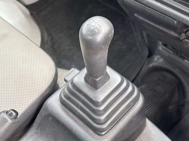 1996 Suzuki Carry JDM car for sale — photo 20 of 25