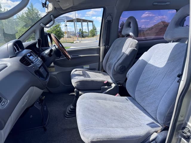 1997 Mitsubishi Delica JDM car for sale — photo 13 of 23