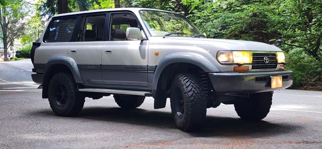 1995 Toyota Land Cruiser JDM car for sale — photo 3 of 25