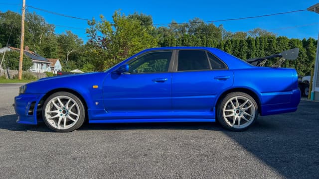 1998 Nissan Skyline JDM car for sale — photo 9 of 10