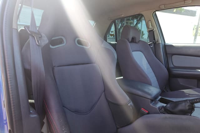 1998 Nissan Skyline JDM car for sale — photo 4 of 18