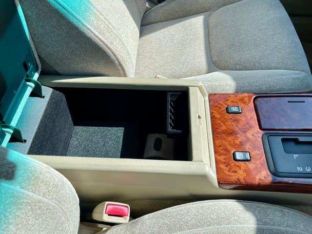 2000 Toyota Crown JDM car for sale — photo 20 of 25