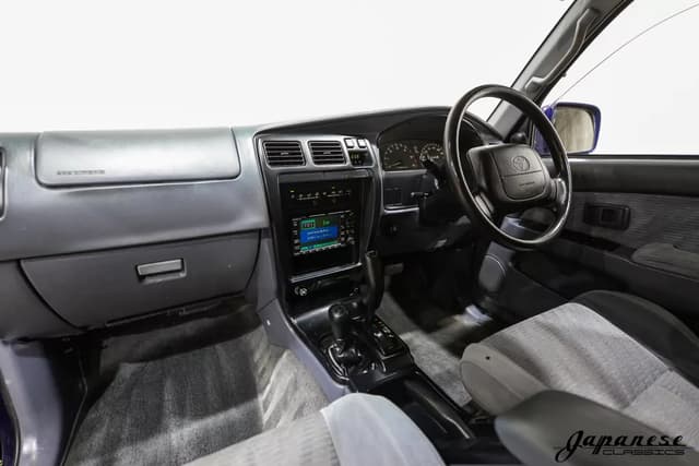 1996 Toyota Hilux JDM car for sale — photo 9 of 25