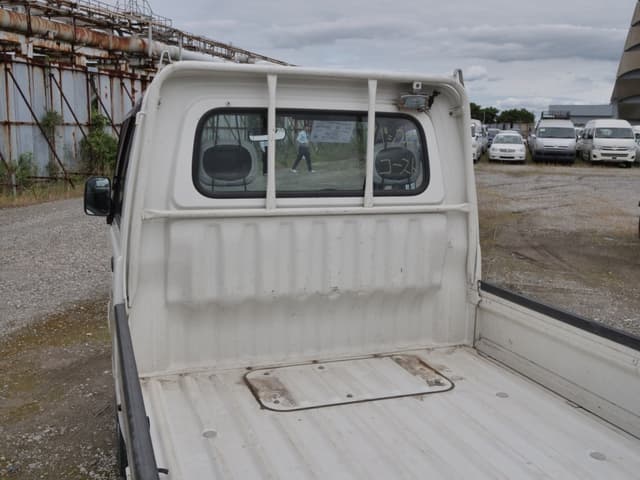 2000 Daihatsu Hijet JDM car for sale — photo 16 of 25