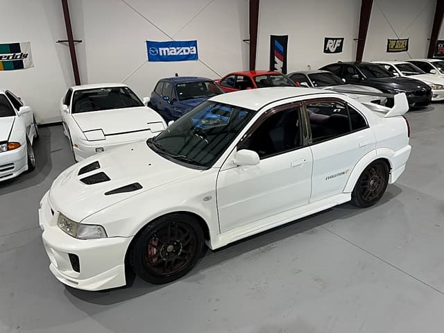 1998 Mitsubishi Lancer Evolution JDM car for sale — photo 9 of 19