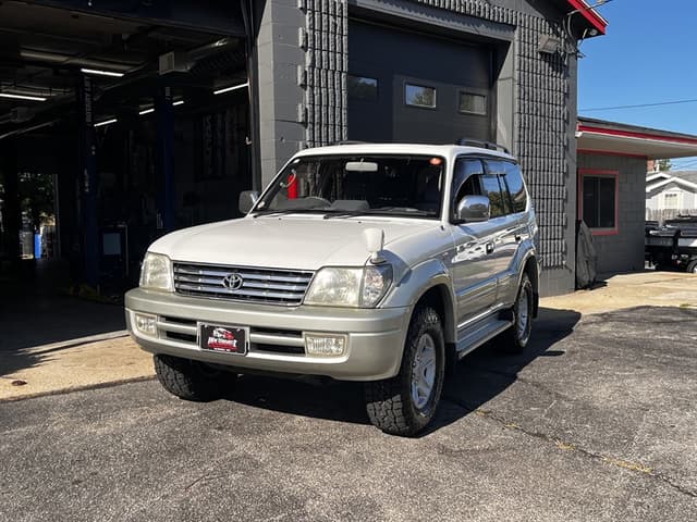 2001 Toyota Land Cruiser JDM car for sale — photo 2 of 25
