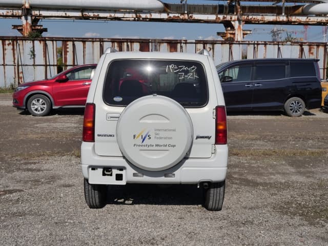 2002 Suzuki Jimny JDM car for sale — photo 6 of 25