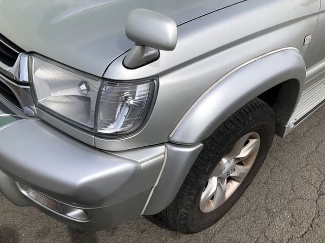 2000 Toyota Hilux Surf JDM car for sale — photo 4 of 5
